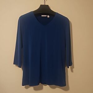 Susan Graver top 3/4 sleeve blue M